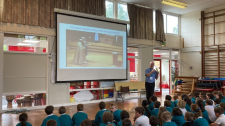 F Tbslu CWQAA9v7x 1024x576